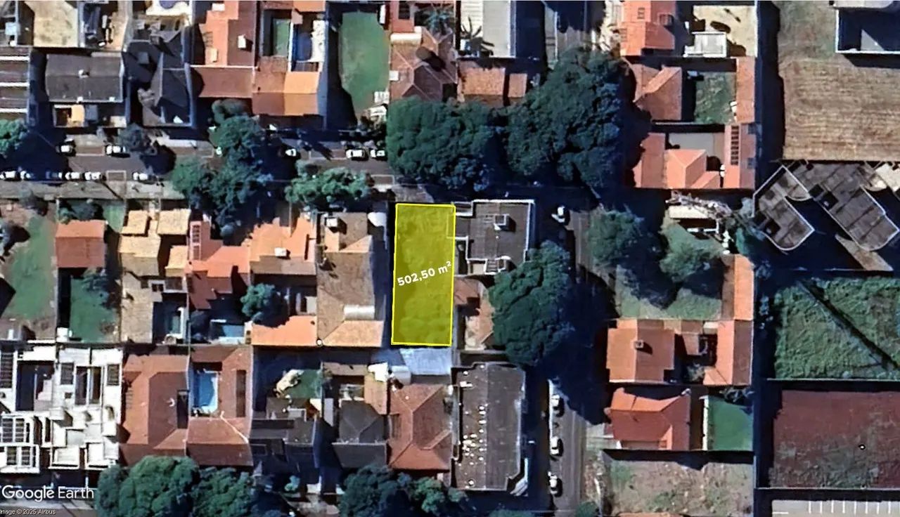 Terreno à Venda na Zona 5 de Maringá