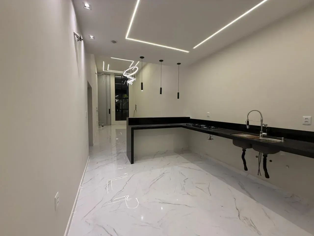 PORTO MARINA - 3 QUARTOS , SENDO 1 SUITE - CENTRO - Foto 3