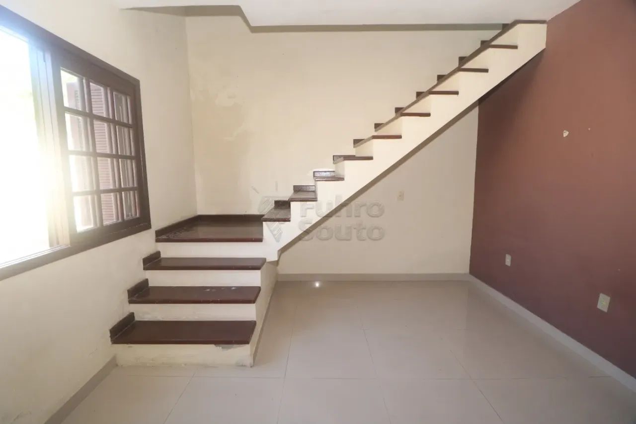 Sobrado de 2 Dormitórios com Terraço no Areal - Pelotas - Foto 5