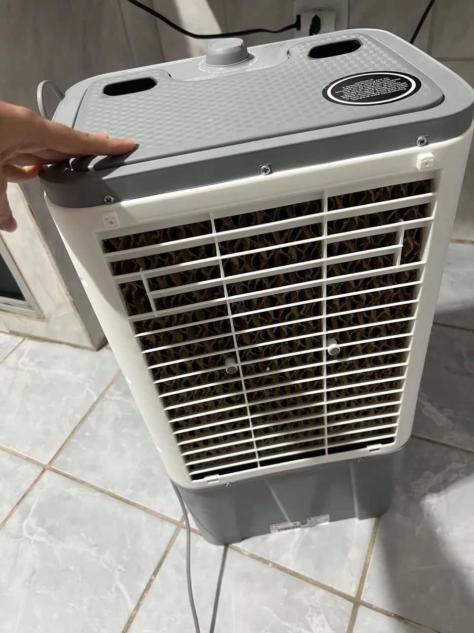 Climatizador de ar ventisol 16L - Ventila e climatiza  - Foto 2