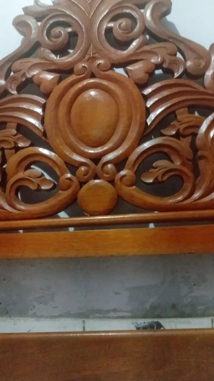 Cama de madeira