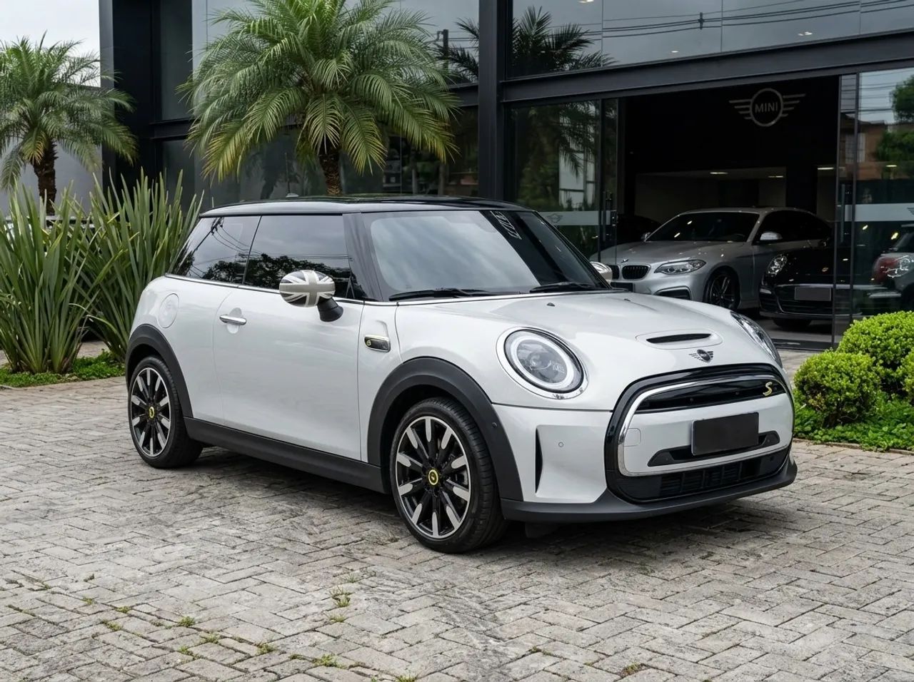 Mini Cooper SE Exclusive 3P (elétrico) 2022