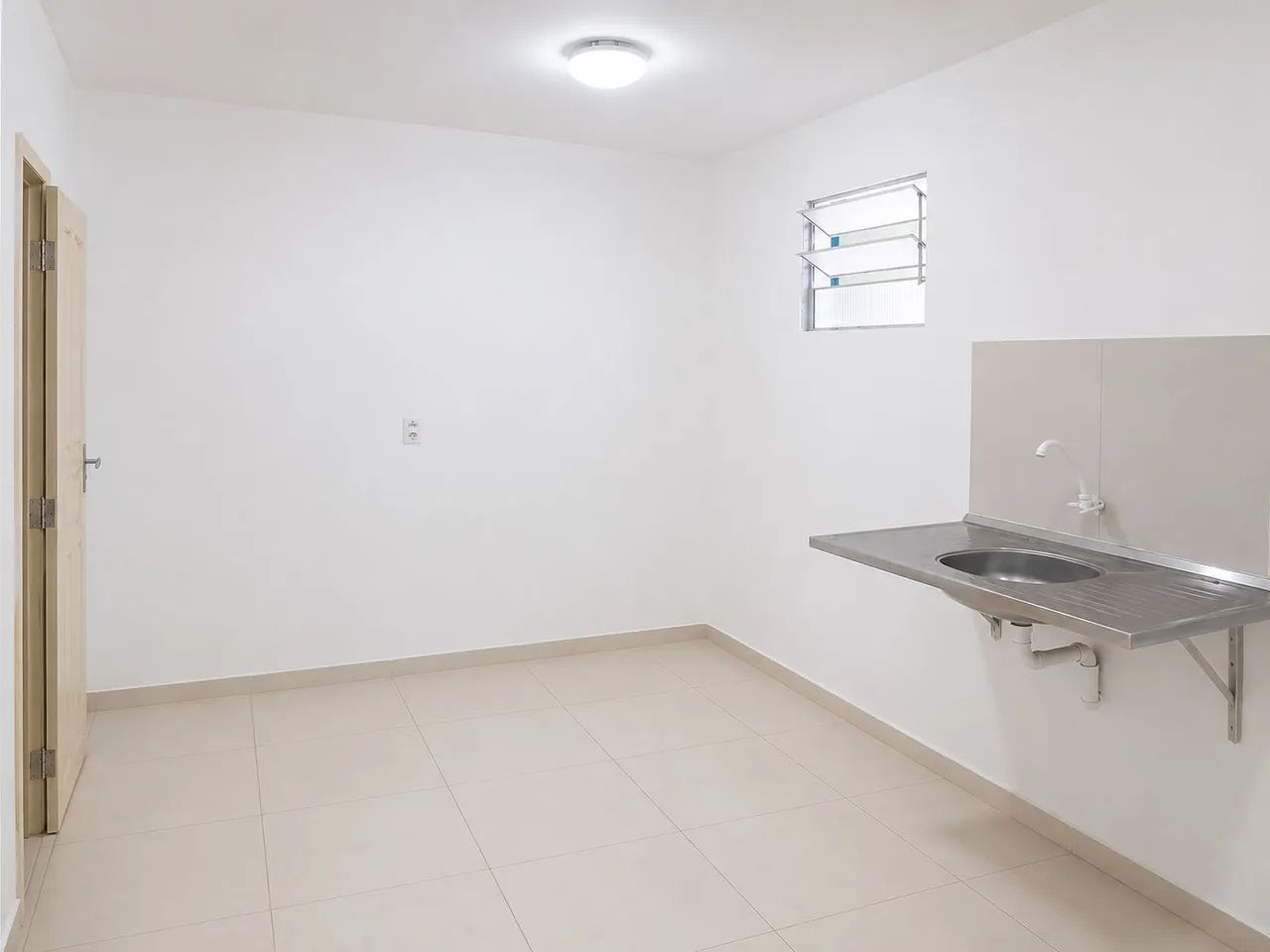 Quarto com banheiro