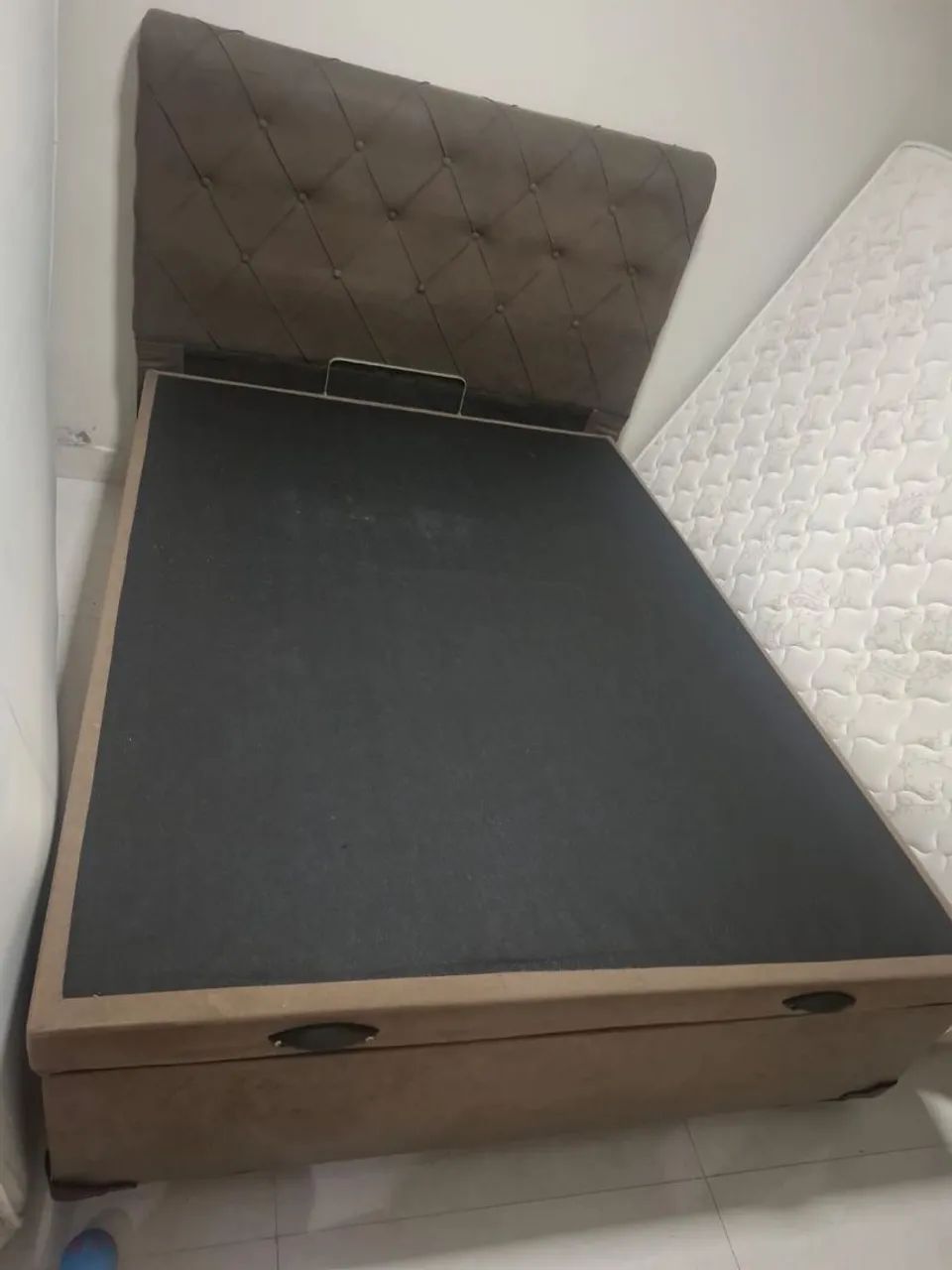 Cama box bau e colchão casal completa e cabeçeira - Foto 5