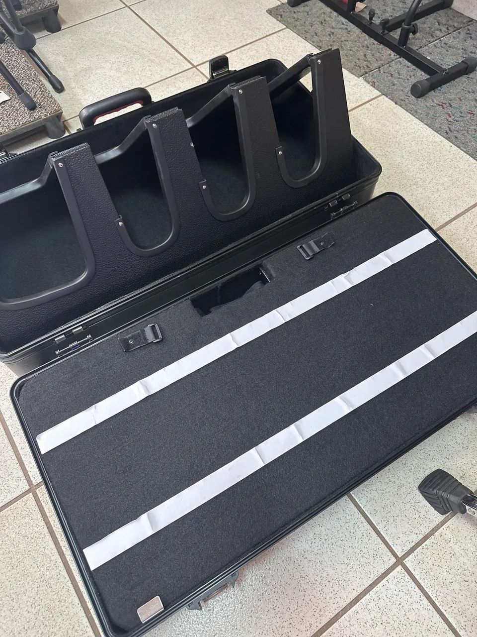 GIG BOX Gator PedalBoard e suporte - Foto 3