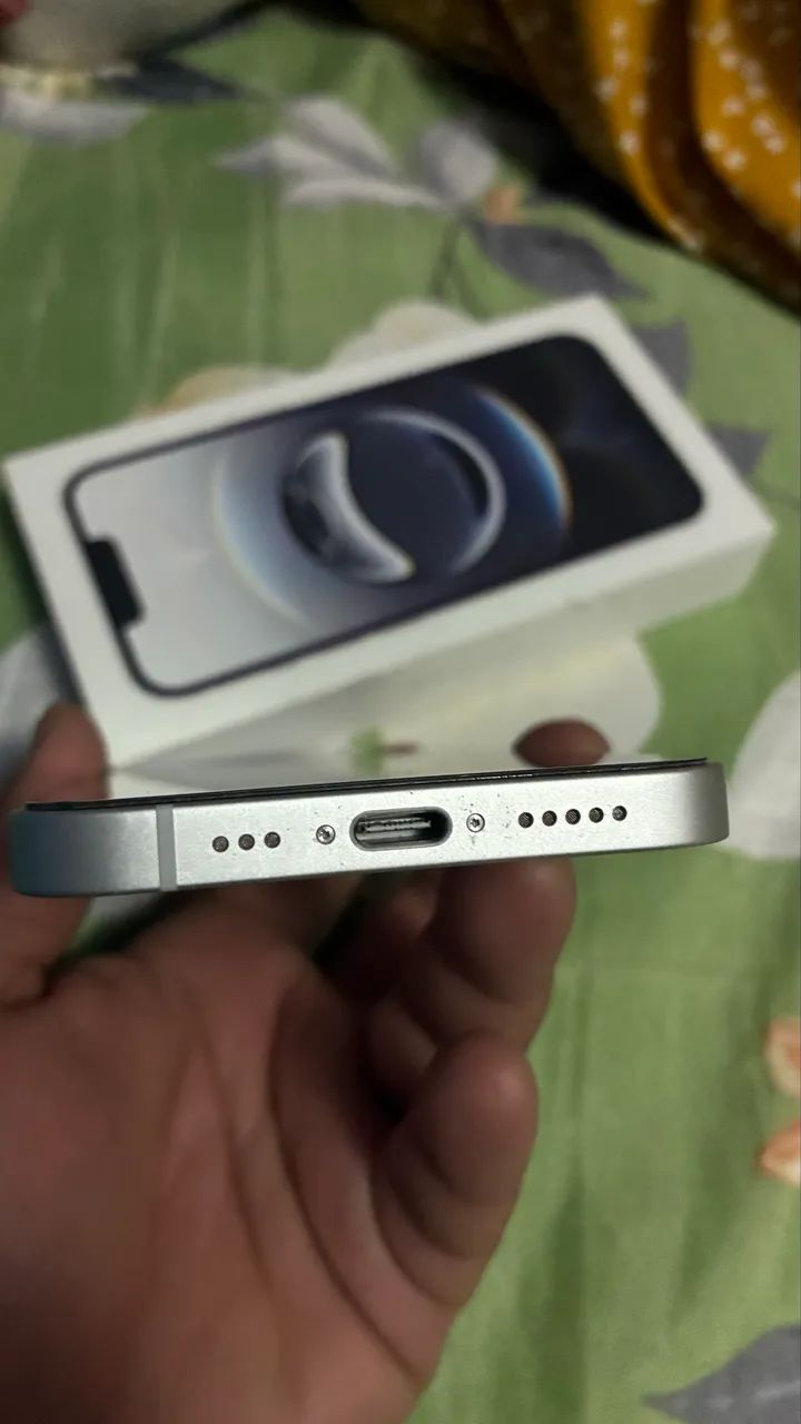 iPhone 16E 126GB