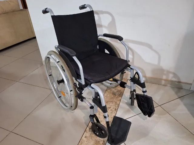 cadeira de rodas - Foto 3