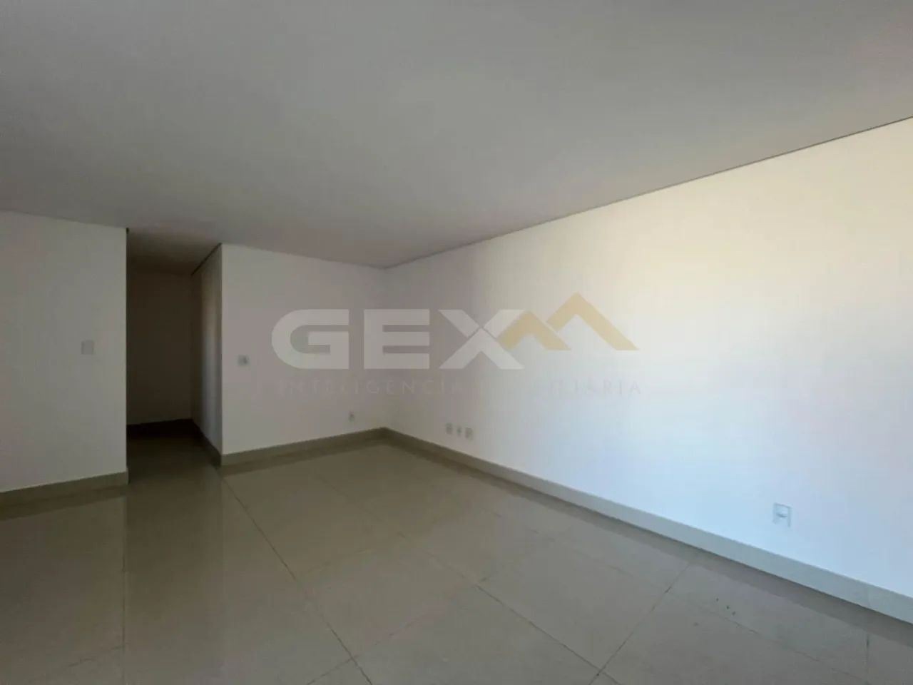 Apartamento à venda no Centro, 3 quartos, 1 suíte e 2 vagas. - Foto 3