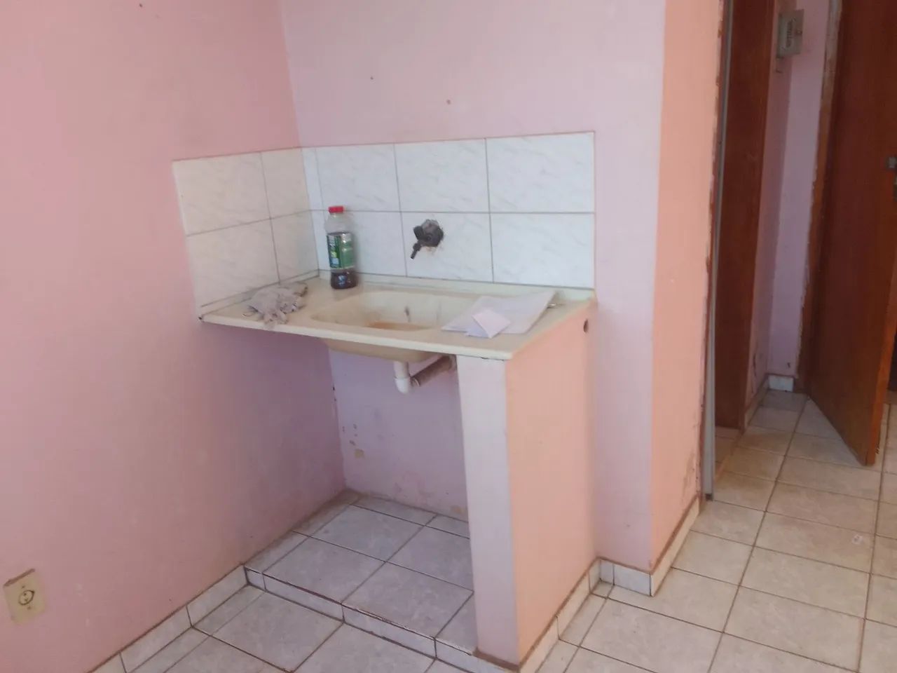 Vendo ou troco kitnete no pnorte na 5/9 - Foto 2