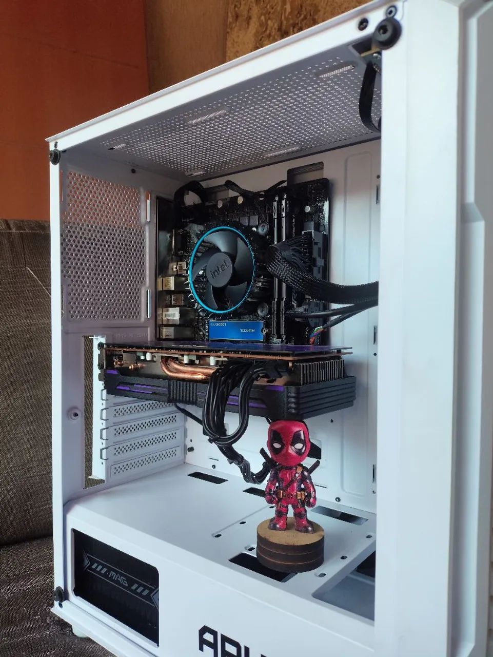 PC GAMER DE ALTO DESEMPENHO.