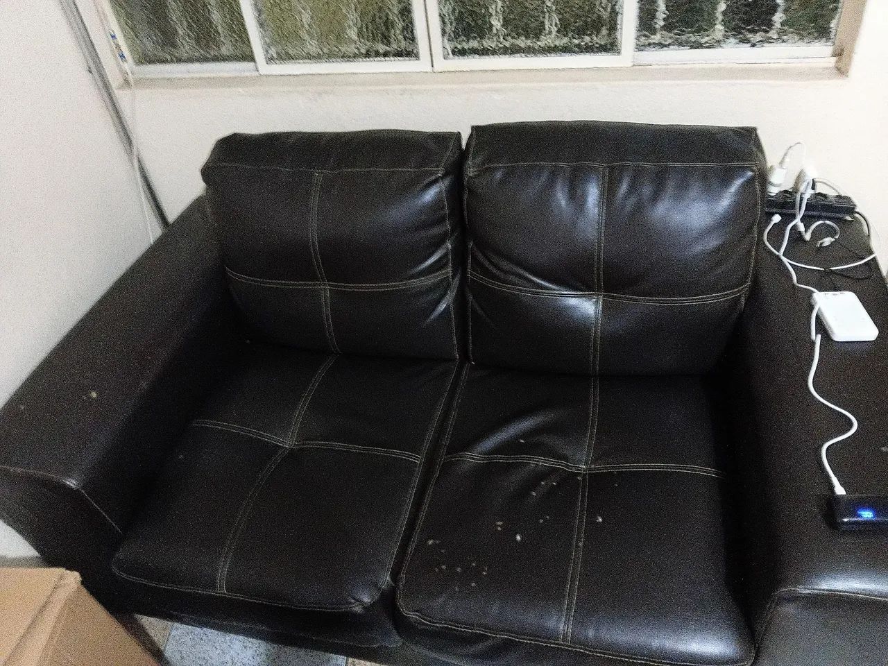 Sofá de coroa 2 lugar 