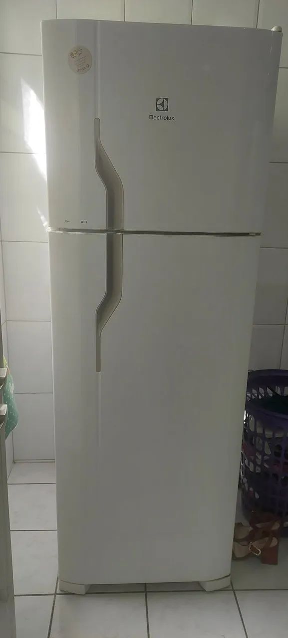GELADEIRA 
