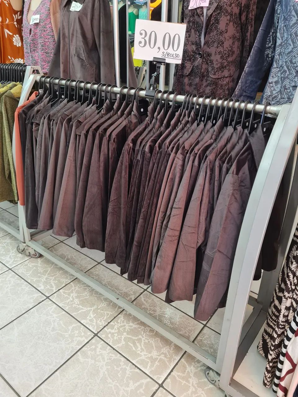 Arara móvel com rodas - Foto 2