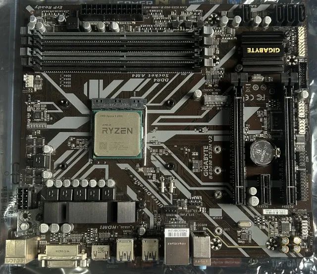Kit Gigabyte B450M DS3H V2 + Ryzen 5 4500