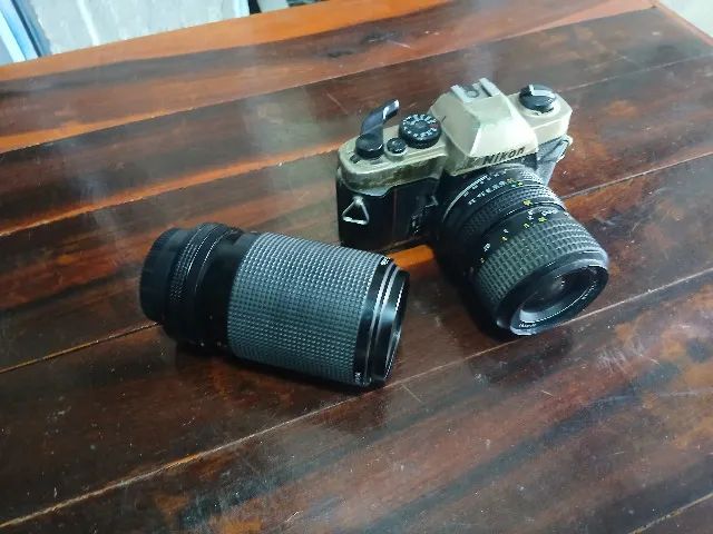 CAMERA FM10 COM LENTES  70-210 E 35-70 NIKON