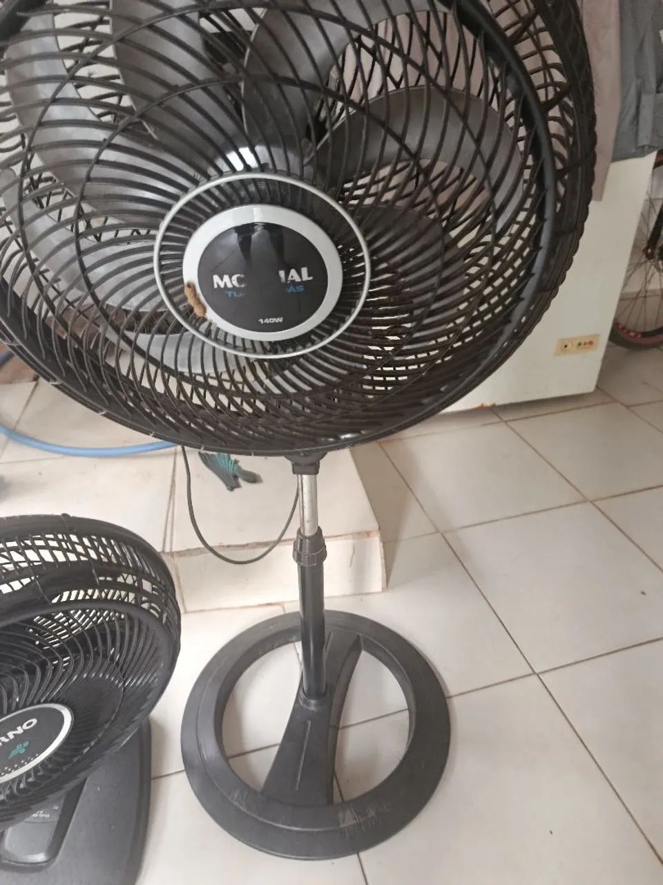 Vendo ventiladores com defeitos. - Foto 3