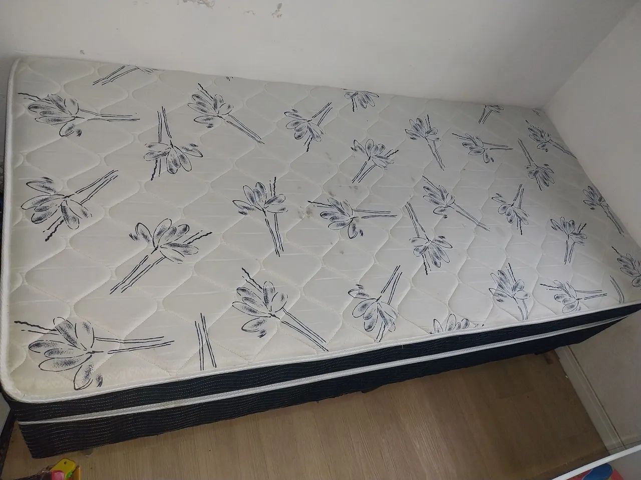 Vendo cama box conjugada