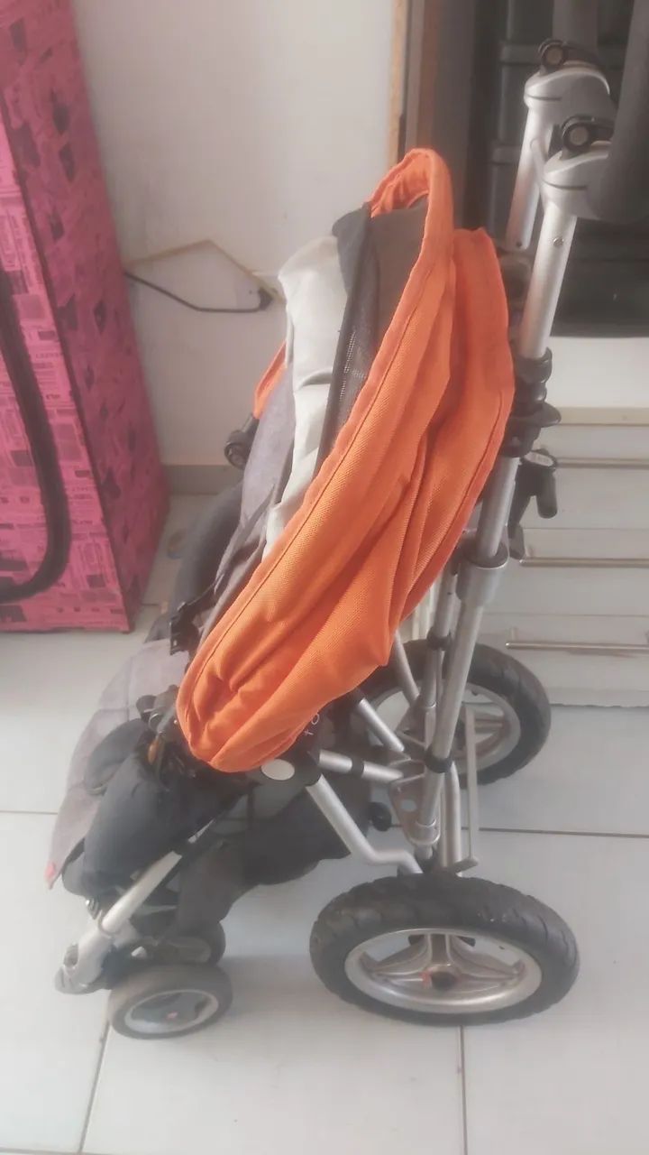 carrinho de bebê vem com moisés micralite toro - Foto 2