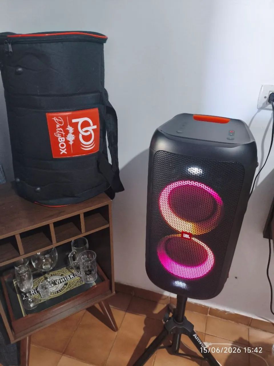 partybox 100 jbl 