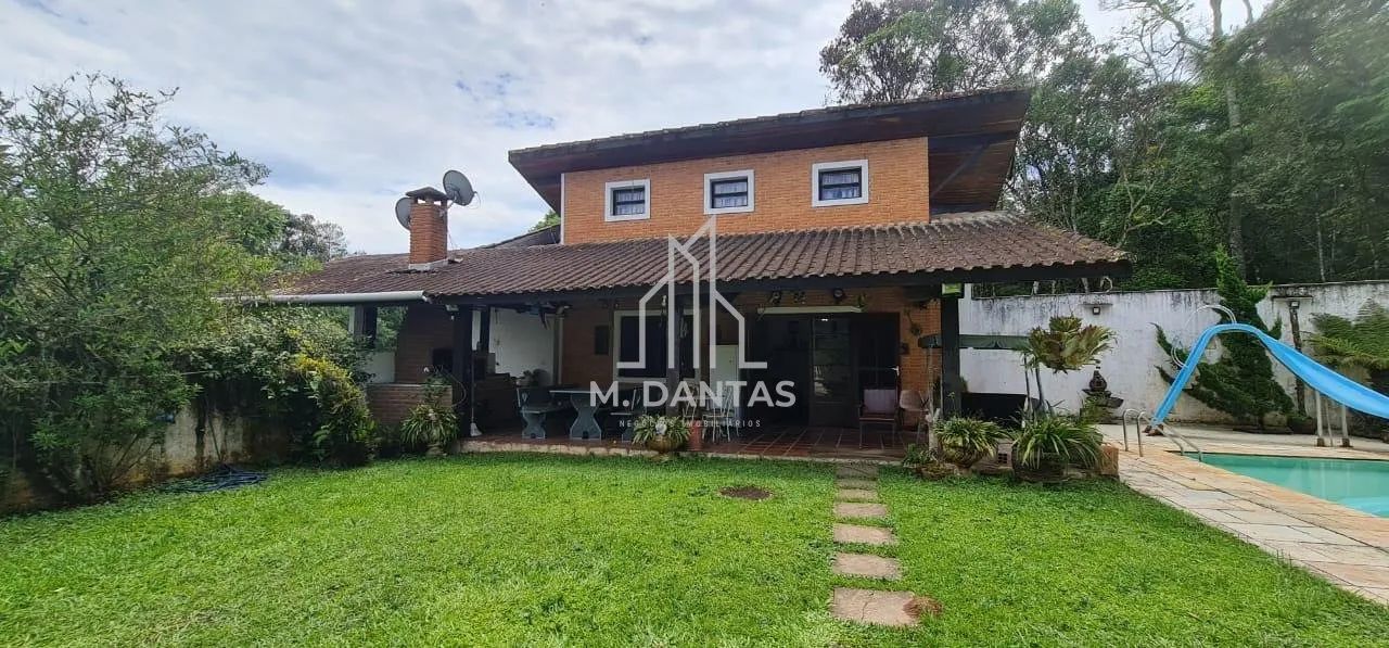 Sitio 2.400m² 04 quartos 06 vagas em Parelheiros - Foto 2