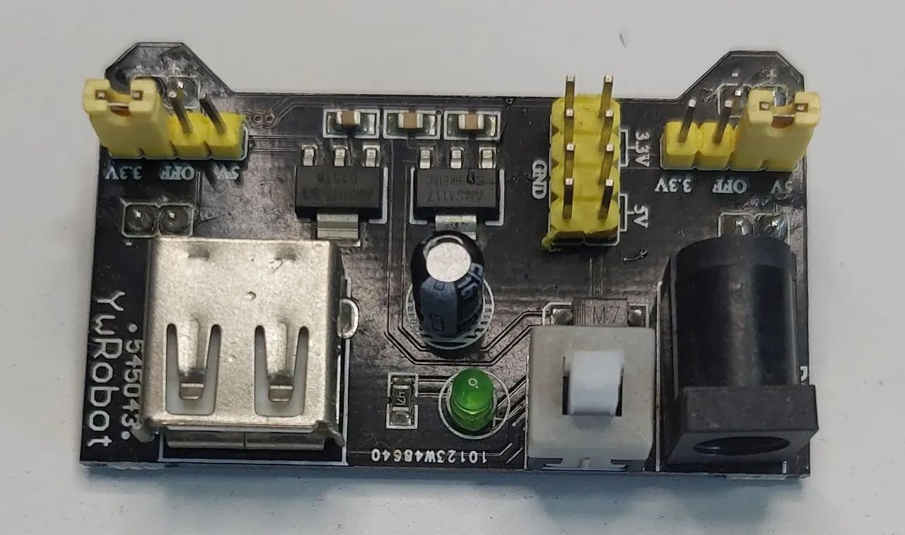 Fonte Ajustável para Protoboard. Kit com 7 unidades (Arduino)