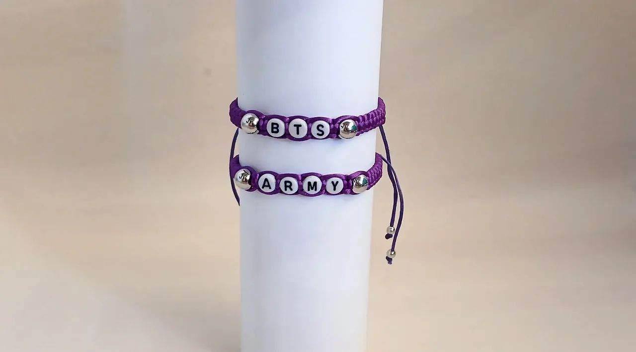 Pulseira macrame e joias artesanal  - Foto 4