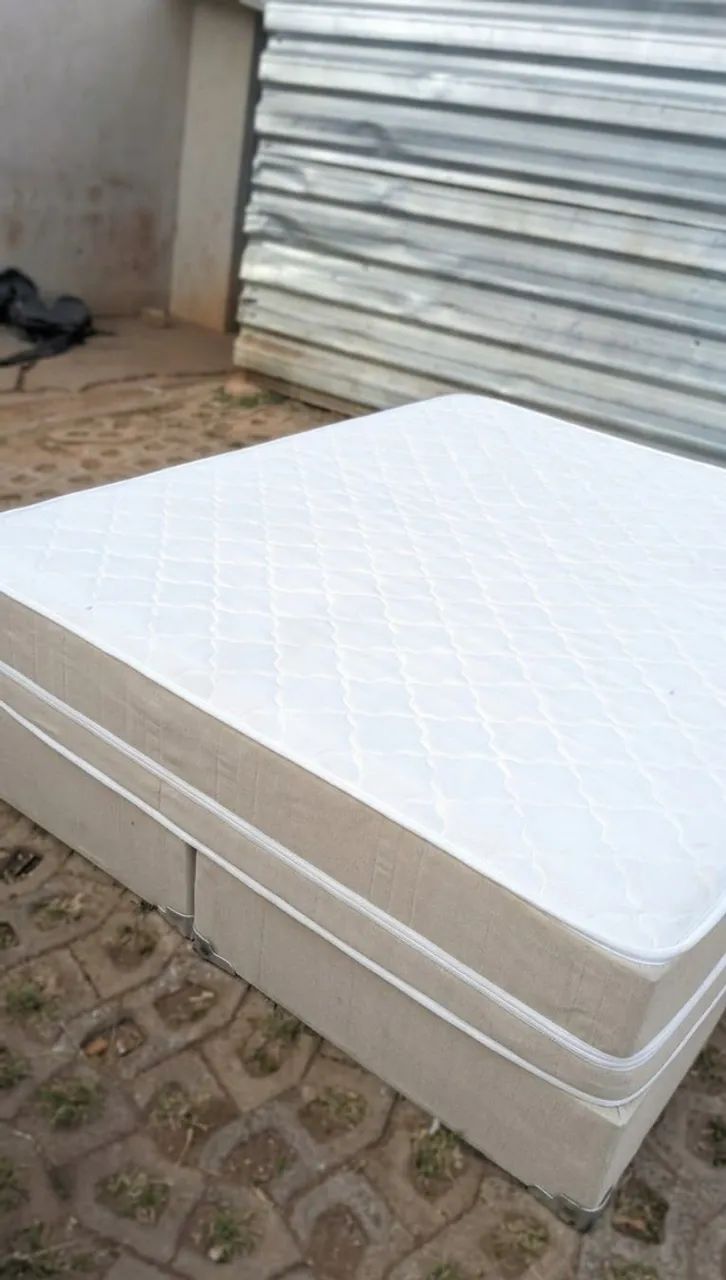 Cama de Casal Confortável e Conservada ? Ótimo Preço