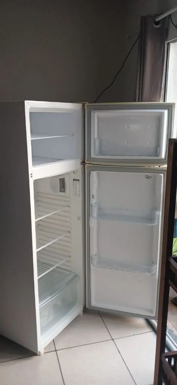 Geladeira Consul CRD37 334L - 127V - Foto 5