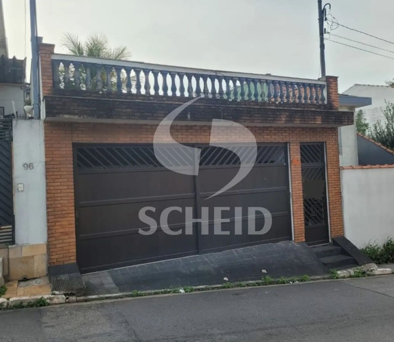 Terreno residencial de 208m2 com pequena construção em Interlagos - Foto 2