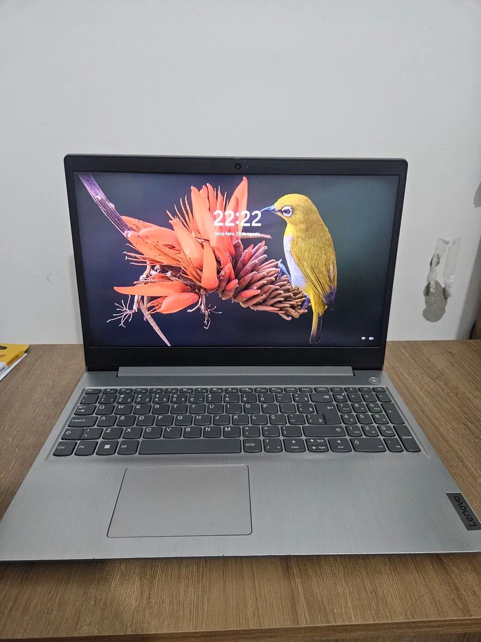 Notebook Lenovo IdeaPad 3 ? Ótimo estado PRECISA TROCAR A TELA