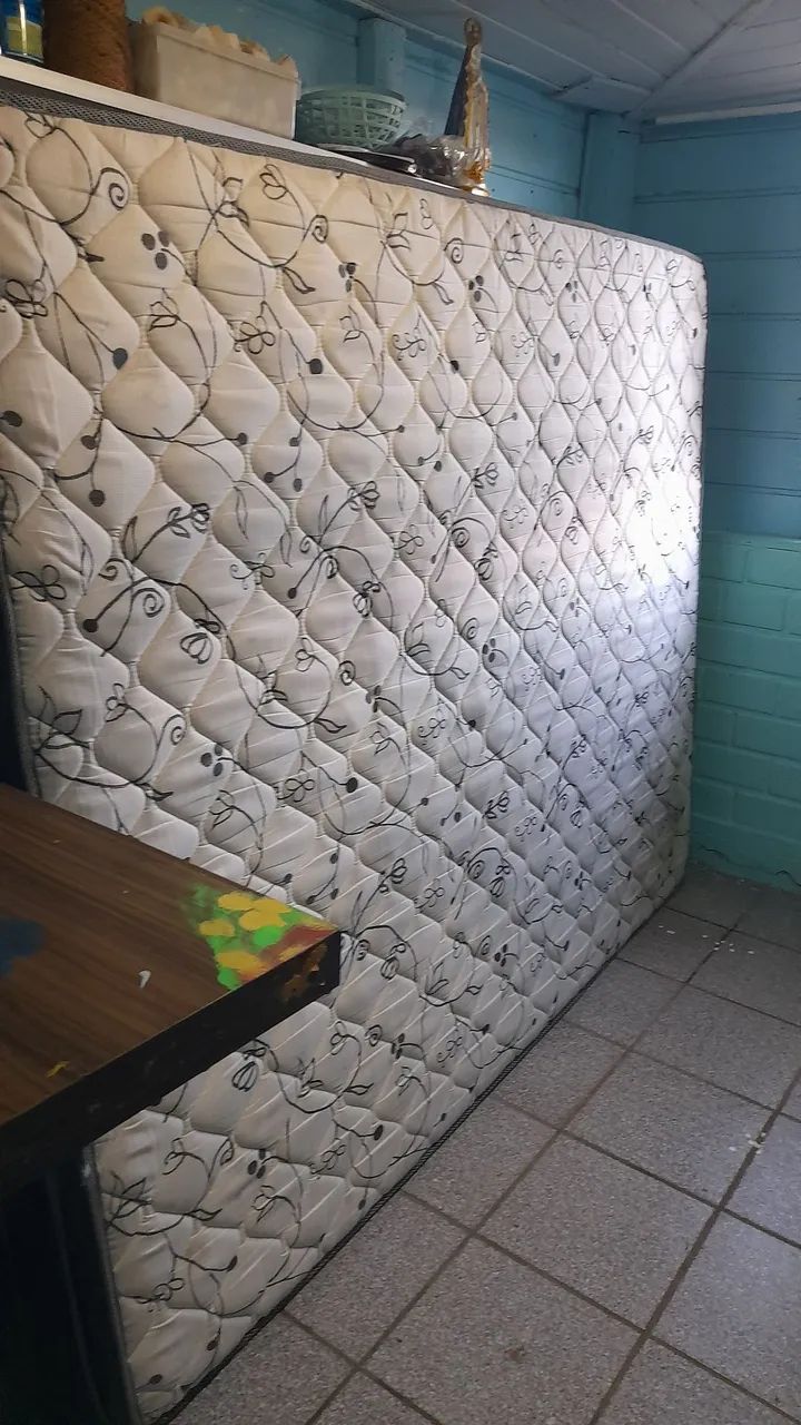 Colchão queen  novo