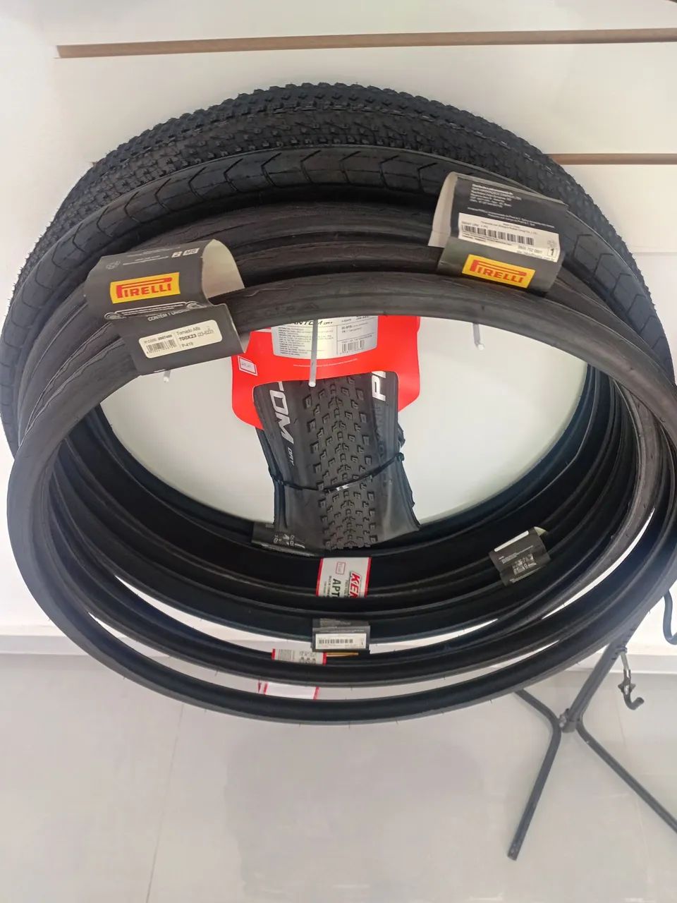 Par de Pneu Pirelli 700x23  - Foto 4