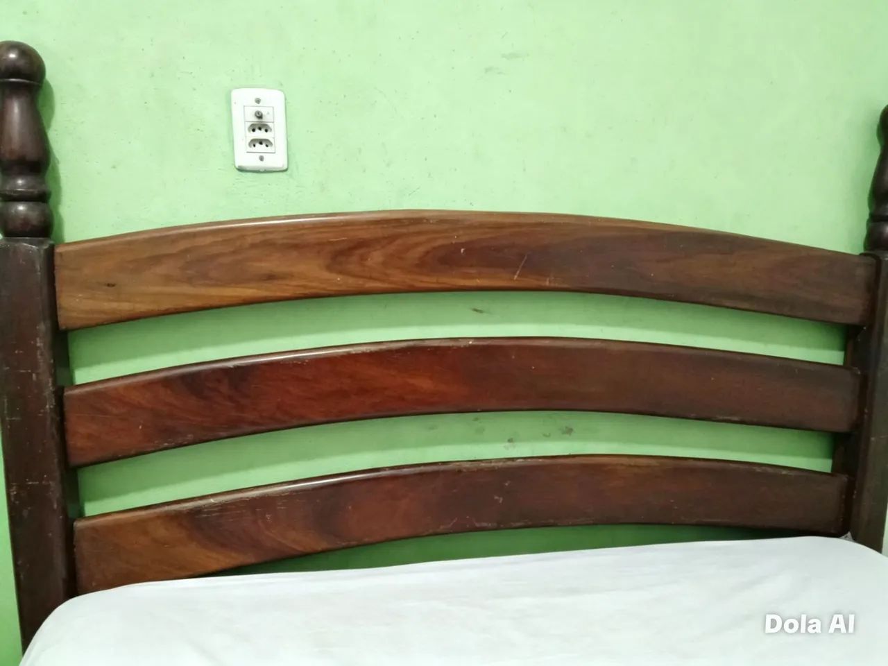 Vendo uma cama de casal com colchão  - Foto 4