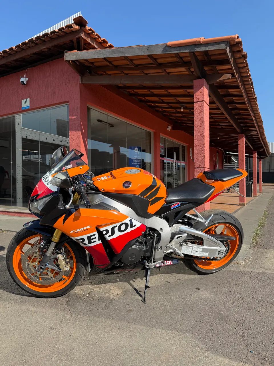CBR 1000 RR FireBlade - Foto 2