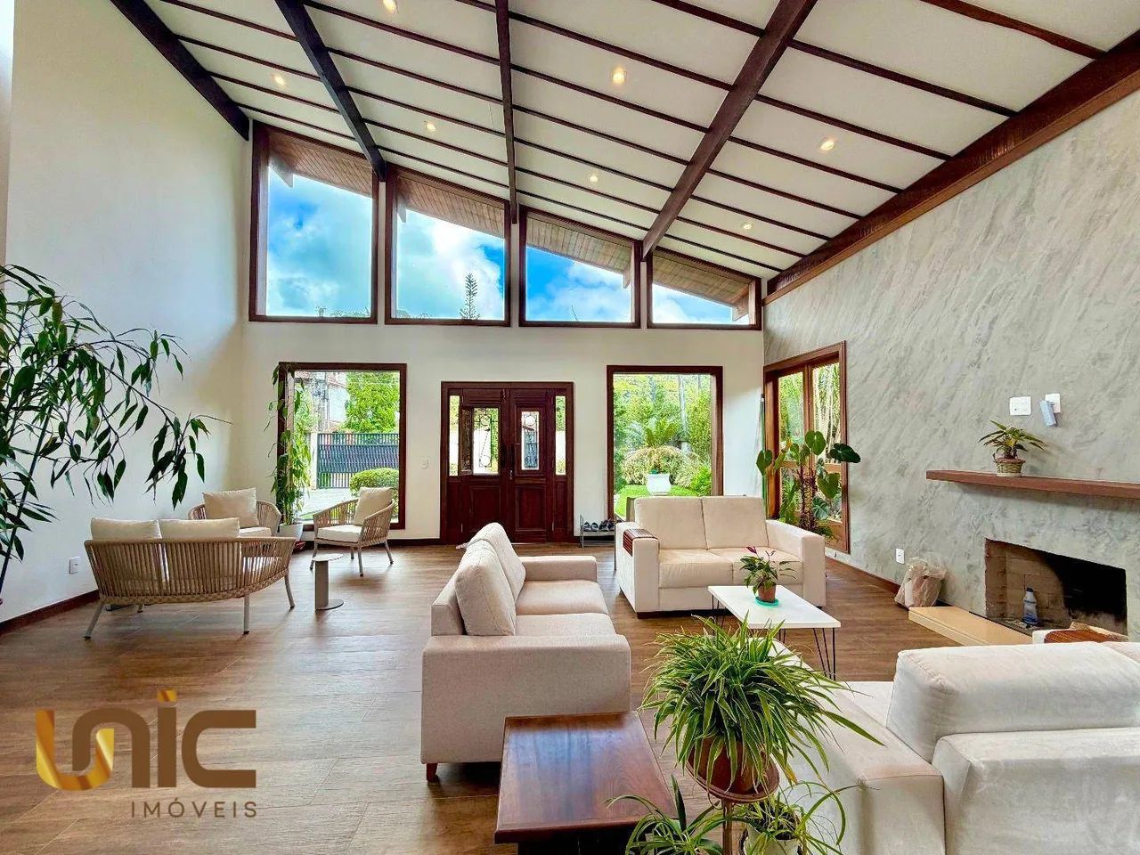 Casa com 5 suítes dentro de condomínio do Comary - Foto 5