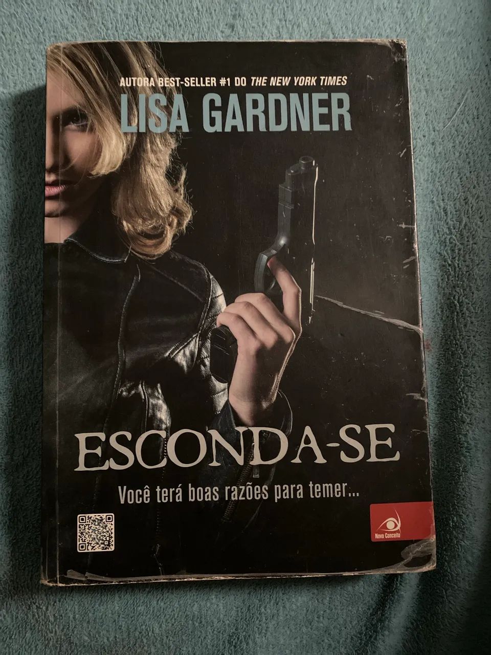 Livro Esconda-se