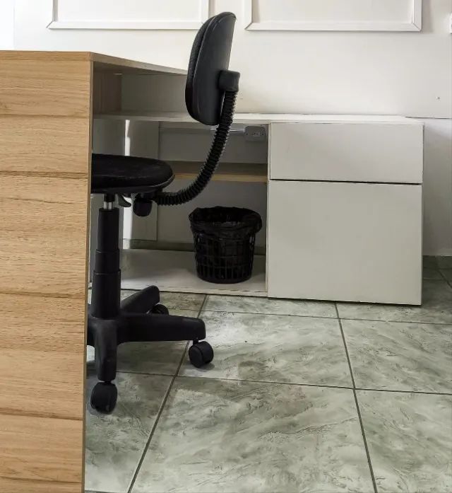 Mesa/Escrivaninha - Foto 3