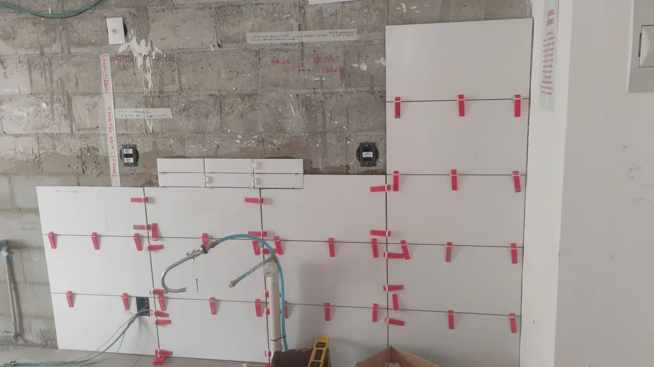 Pedreiro e marido de aluguel