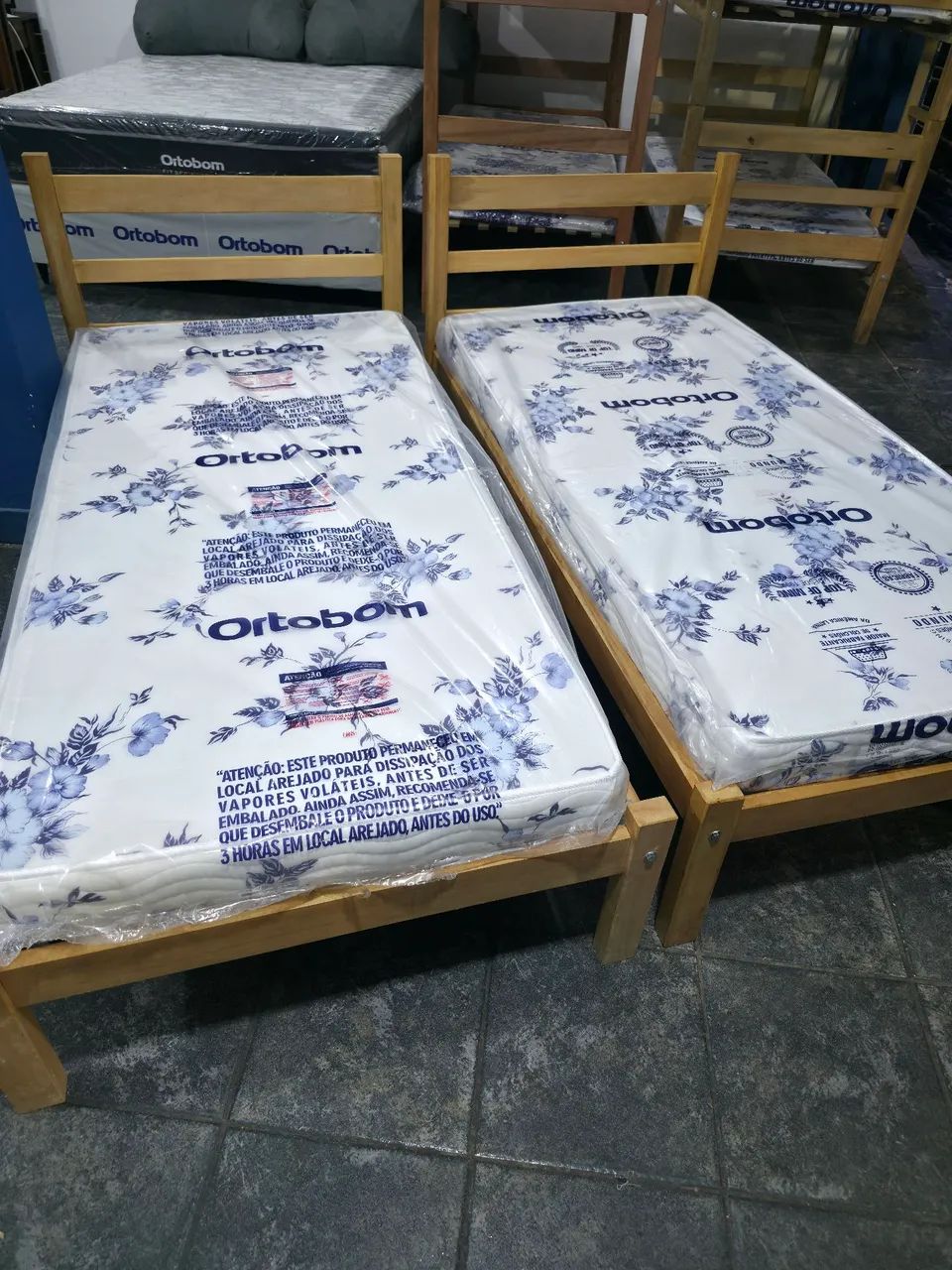 Cama Solteiro Madeira R$ 459,00