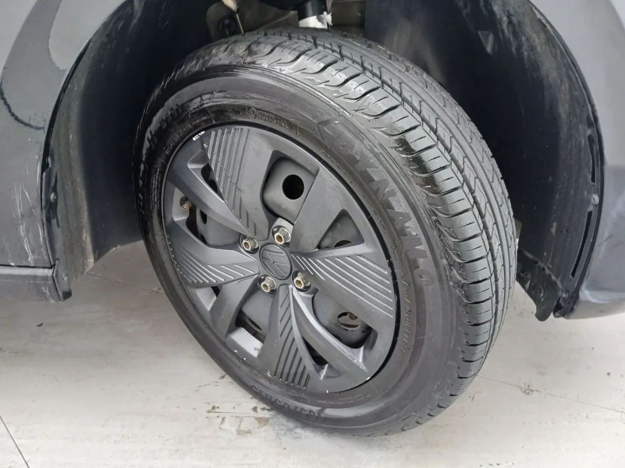 Volkswagen Polo Track 1.0 Flex 12V 5p, foto 14 de 18