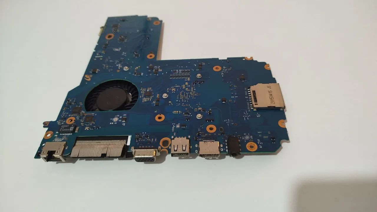 Placa mãe notebook Samsung NP370E4J testada funcionando, com memória e cooler  - Foto 5