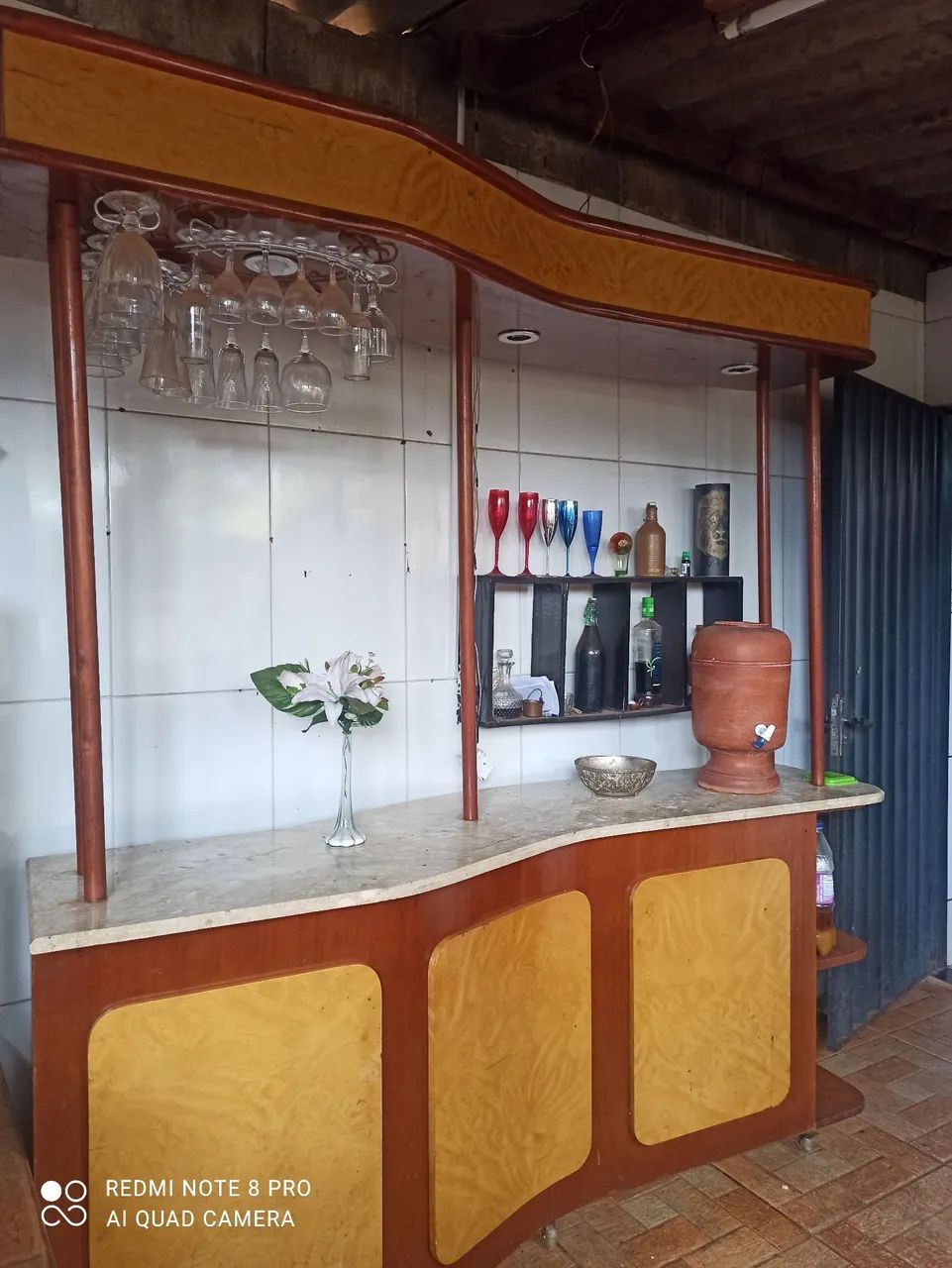 Barzinho de madeira $2.000