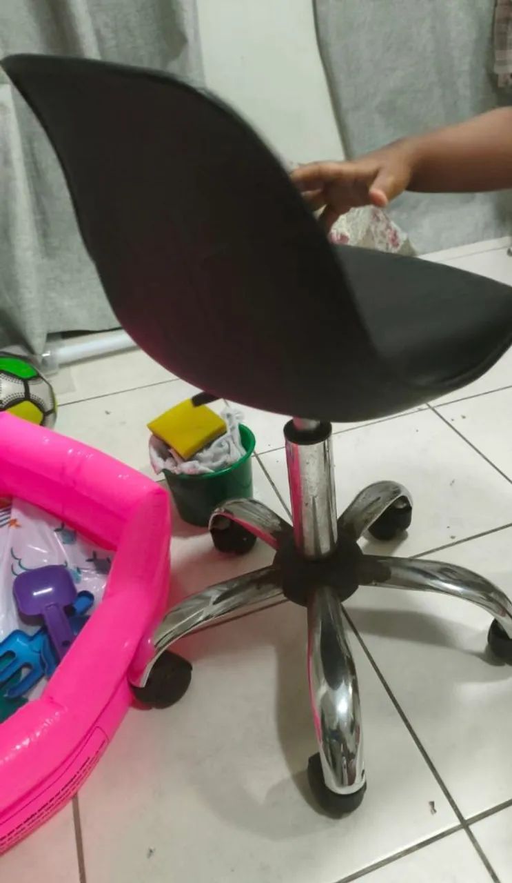 Adjustable Stool64962669249922120