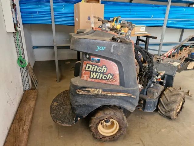 O Ditch Witch Zahn R300 - Foto 3