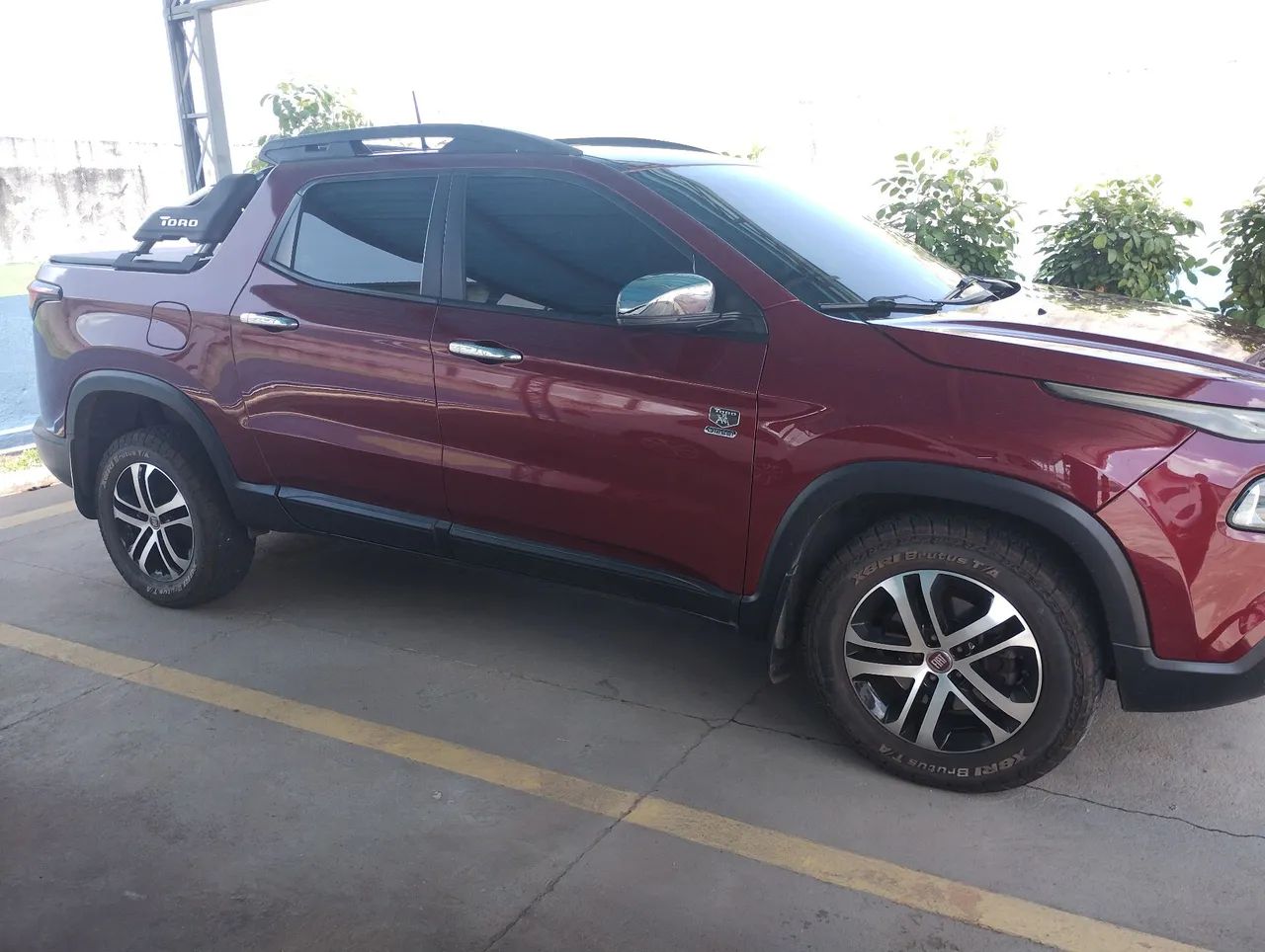 Fiat Toro Freedom 2.0 16V 4X2 TB Diesel Mec. 2017 - Foto 2