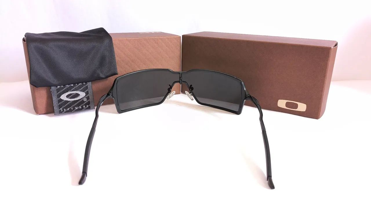 ÓCULOS DE SOL OAKLEY BADMAN PRETO  - Foto 3