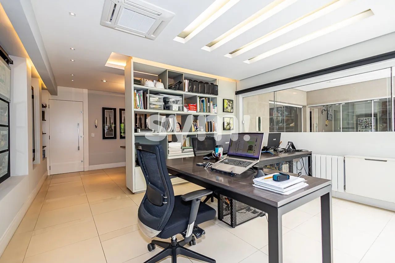 EXCELENTE CASA COM POTENCIAL COMERCIAL- ÁGUA VERDE - Foto 3
