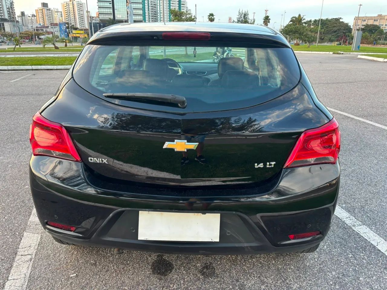 Chevrolet Onix Hatch LT 1.4 8V Flex Mec. 4P 2019 - Foto 5
