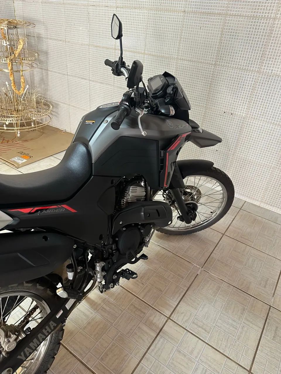 Lander 250 - Foto 2
