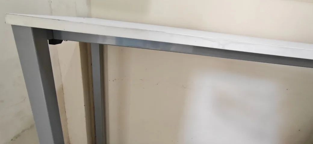 Mesa alta com pés fixos 180 x 50 cm - Foto 4